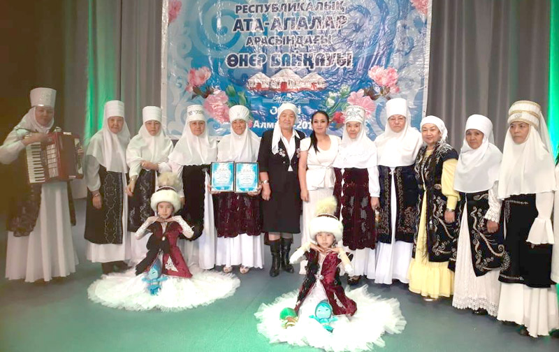 Түлкібастың ақ жауылықты әжелері Астанадан жүлдемен оралды