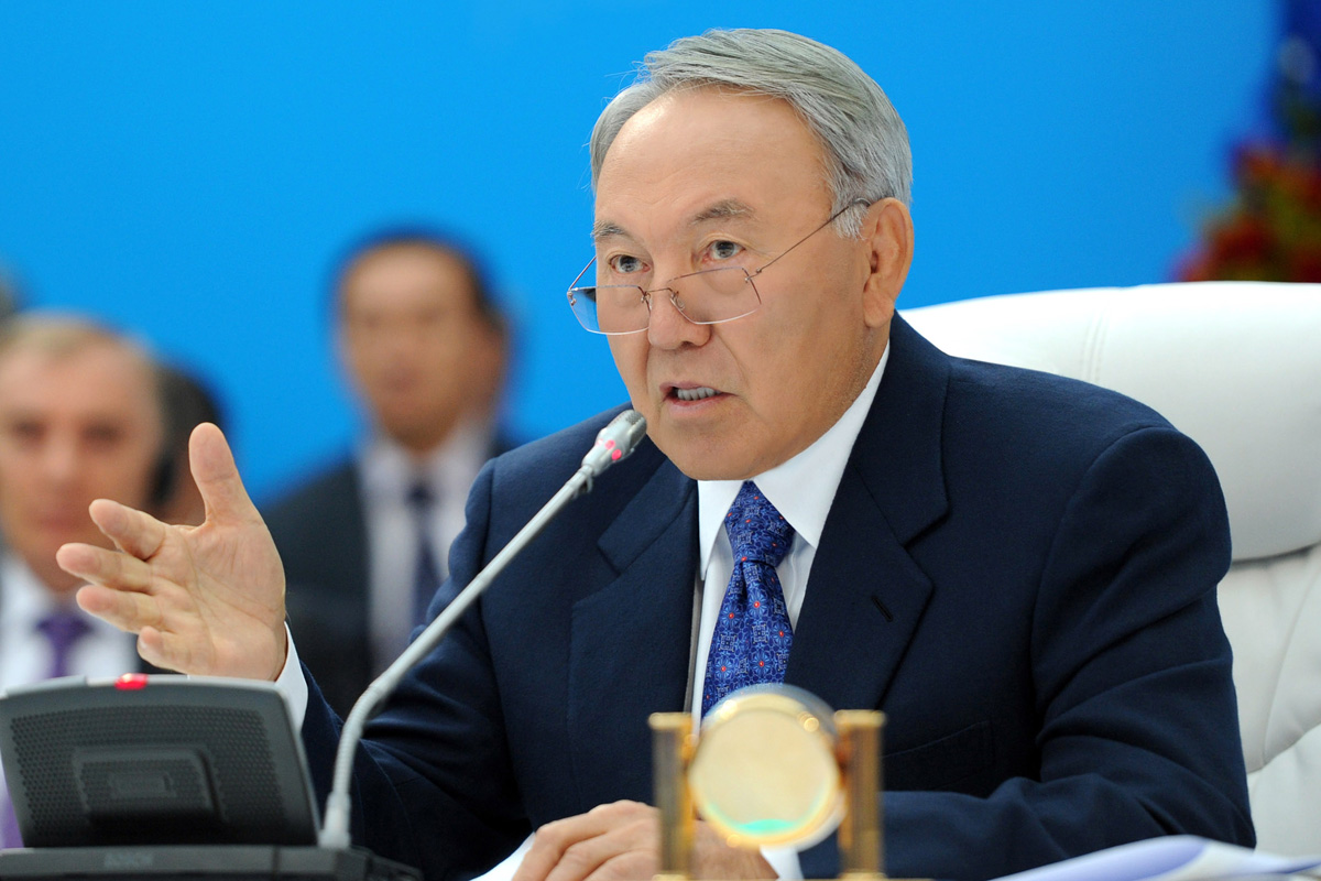 Назарбаев: "Митталға айта барыңдар..."