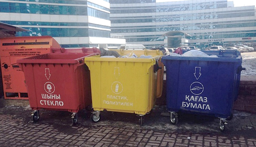 Астанада тұрмыстық қалдықтарды жинайтын түрлі контейнерлер орнатыла бастады