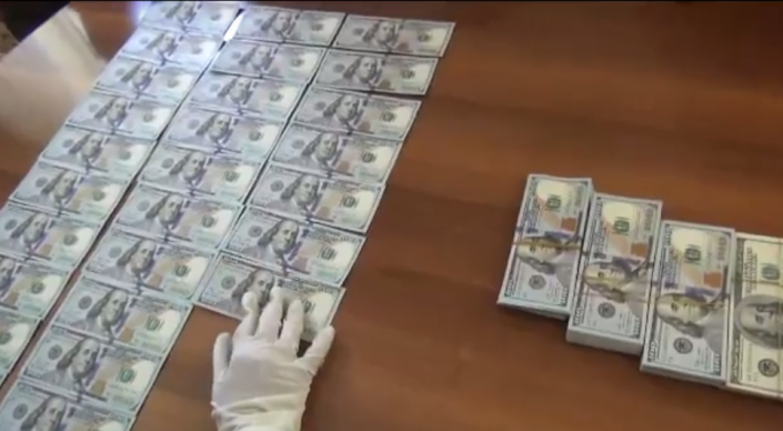 Шенді 70 мың доллар пара алып, ұсталды (видео)