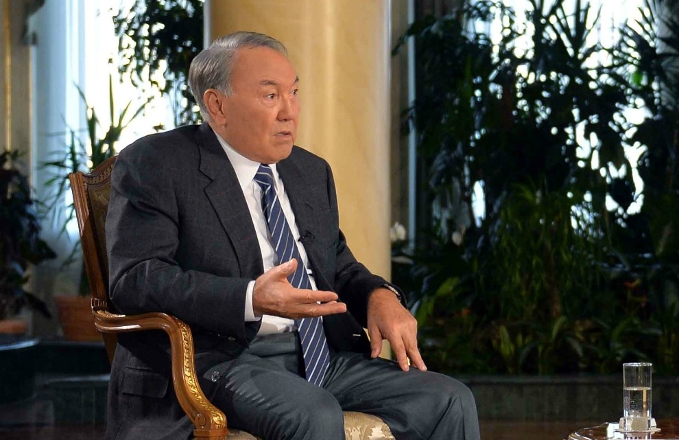 "2020-шы жылға дейін жұмыс істеймін". Назарбаев үш жыл бұрын не деді?