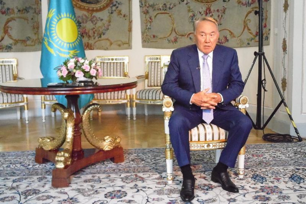 Назарбаев: "Ресей Кеңес одағын құрып жатыр дейді. Бұл мүмкін емес"