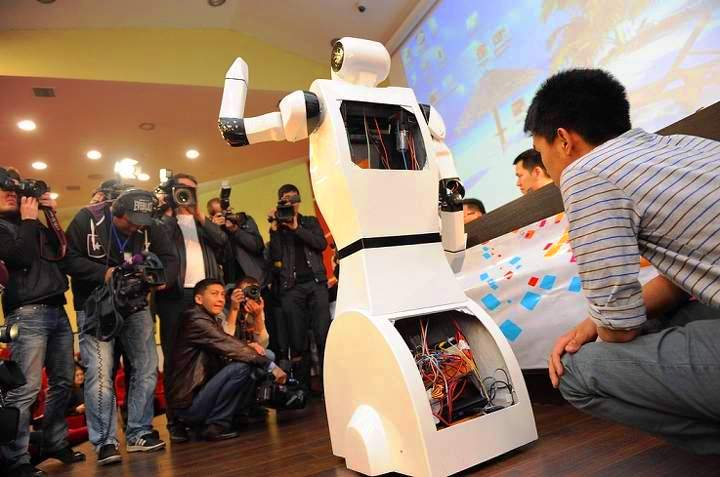В Алматы пройдет первый чемпионат по робототехнике!