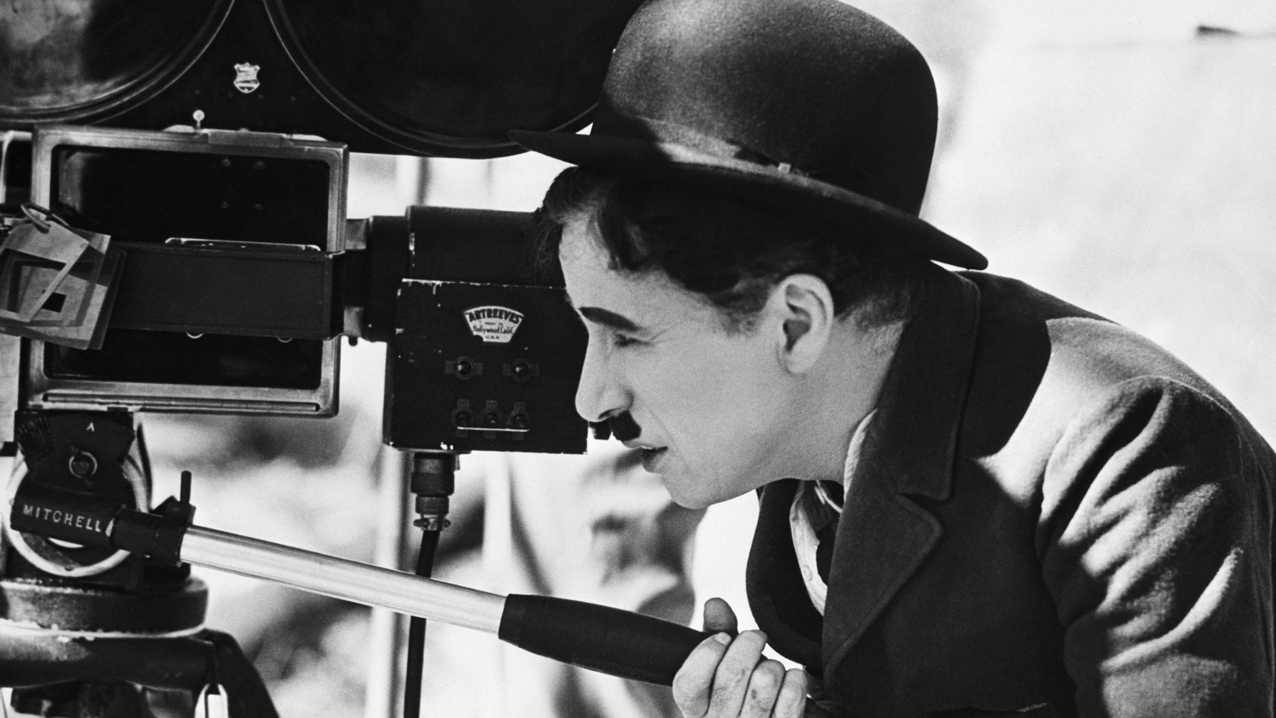 Чаплиннің «Оскары» қолды болды