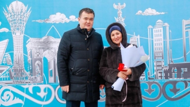 Astanada qurylysy uzaqqa sozylǵan taǵy bir turǵyn úı kesheni aıaqtaldy