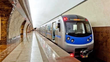 Almatyda metro salý úshin jer telimderi májbúrlep alynady