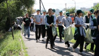 «Таза Қазақстан»: Молодежь и представители старшего поколения поддержали экологическую эстафету «Алматы Жазы»