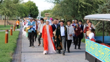 Túrkistan tórinde Arys qalasynyń mádenı kúnderi bastaldy