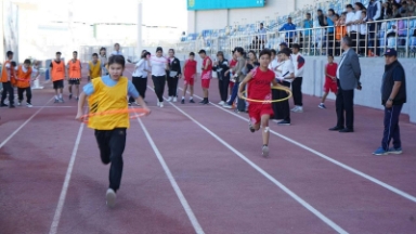 تۇركىستاندا «كەدەرگىسىز كەلەشەك» جوباسى اياسىندا سپورت سايىسى ءوتتى