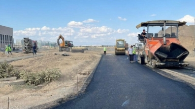 Túrkistan oblysynda jol jóndeý salasynda bıyl 159 nysan paıdalanýǵa beriledi