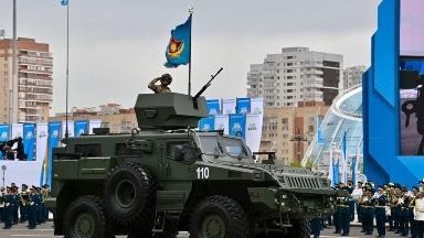 Вьетнам басшысы Астанадағы әскери парадқа қатысады