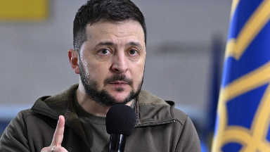 زەلەنسكيي پۋتينمەن كەلىسىمگە كەلۋگە دايىن