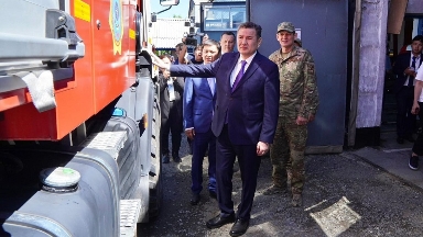 ШҚО әкімі Үлкен Нарында жаңа жол бойы сервистік нысанның ашылуына қатысты