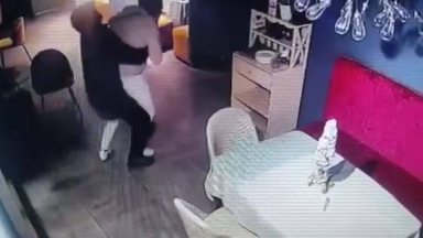 الماتىدا بيزنەسمەندەردى قورقىتىپ كەلگەندەر ۇستالدى