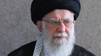 يران مەن يزرايل قاقتىعىسى ۋشىعىپ بارادى: حامەنەي كەك الۋعا ۋادە بەردى