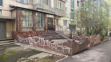 Алматыда заңсыз салынған тағы бір нысан сүрілді