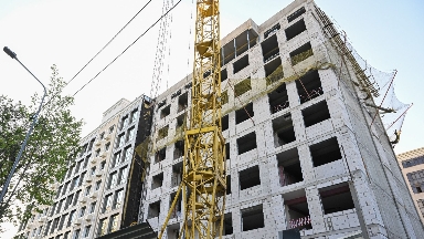 Дархан Сатыбалды құрылысқа рұқсат беру кезінде жол мен коммуналдық жүйелерге түсетін жүктемені ескеруді тапсырды