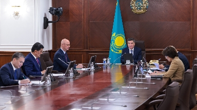 Бектенов «Жасыл экономикаға» көшу жөніндегі кеңес отырысын өткізді