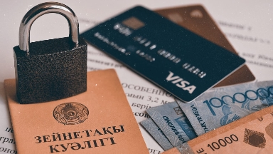 Зейнеткерлерге несие берілмеуі мүмкін. Депутат елдегі кедейшіліктің қалай ушығып жатқанын айтты