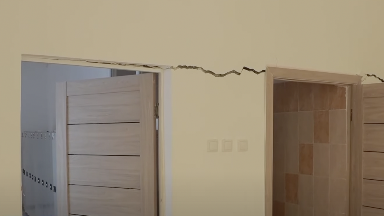 Atyraý irgesinde bes jyl buryn paıdalanýǵa berilgen memlekettik balabaqsha jabyldy
