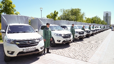 Түркістанда ветеринария қызметкерлеріне 85 жаңа көлік берілді