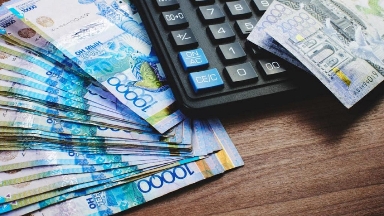 Ақтауда мұнай компаниясы жұмысшыларға 197 миллион теңге жалақыны уақытында төлемеген