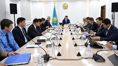 Almaty ákimi Soltústik aınalma jol boıyndaǵy bazarlarda órt qaýipsizdigin kúsheıtýdi tapsyrdy