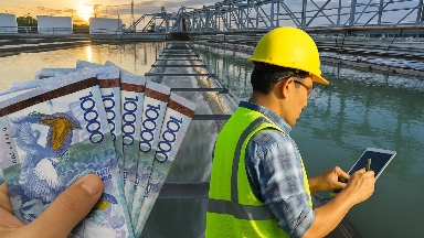 25 myńnan asa adamnyń jalaqysy 50 paıyzǵa ósedi