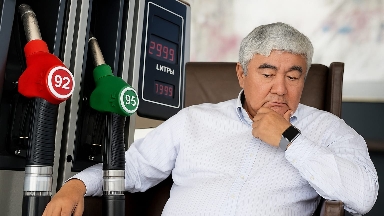 Ekonomıs Almas Chýkın: Qazaqstanda benzın kúrt qymbattaýy múmkin