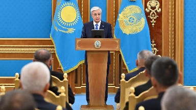 Мемлекет басшысы көлік саласының қызметкерлерін марапаттады