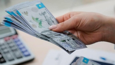 Қазақстанда нақты жалақы өсуін тоқтатты