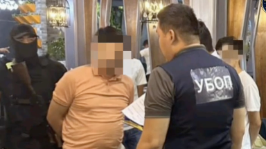 Кәсіпкерден ақша бопсалаған: Түркістан облысында блогер ұсталды