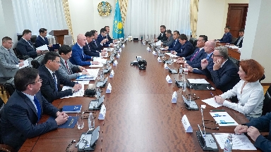 Роман Скляр Түркиялық және қазақстандық бизнесмендер қауымдастығының өкілдерімен кездесті