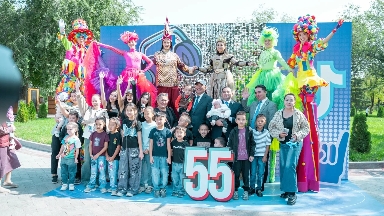 Гала-концерт пен отшашу: Қонаев қаласының мерекесі жоғары деңгейде өтті