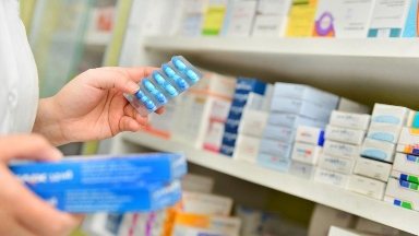 Қазақстанда дәрі-дәрмекке қосымша төлем жүйесі енгізіледі: бұл нені білдіреді