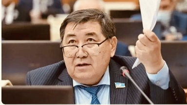 Ермұрат Бапи ойын бизнесіне қатысты депутаттық сауалына түсініктеме берді