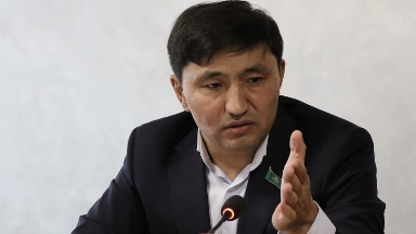 Депутат Алматыда қоғамдық көлікке бөлінетін субсидия туралы пікір білдірді