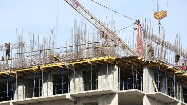 Алматыда құрылыс компаниясы заң бұзғаны үшін лицензиясынан айырылды