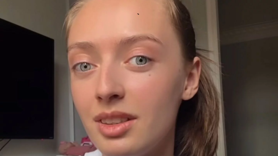 Қазақтарды қорлады деген күдікке ілінген Алика Мұхамадиева сотта кешірім сұрады