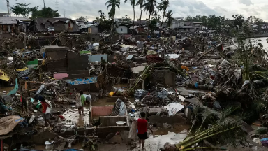 Fılıppındegi taıfýnnan qaza tapqandar sany kóbeıdi