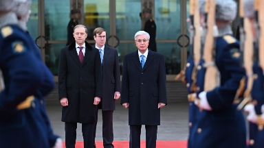 Тоқаев Путиннің шақыруымен Мәскеуге барды