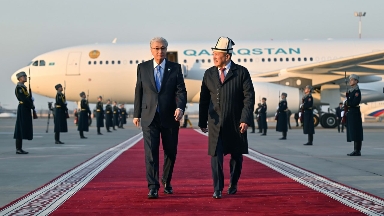 Тоқаев ҰҚШҰ отырысына қатысу үшін Бішкекке барды