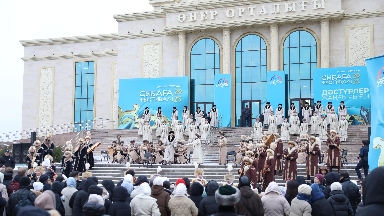 Aqtóbe óńirinde  «Sybaǵa – 2025» ulttyq dástúrler festıvali ótip jatyr