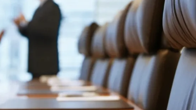 Қазақстандық шенеуніктерге шетелдегі мүліктерін жасырын ұстау қиындайды