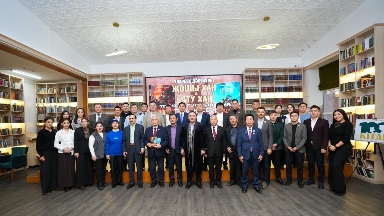 Семейде «Жошы хан» және «Бату хан» тарихи романдарының тұсаукесері өтті