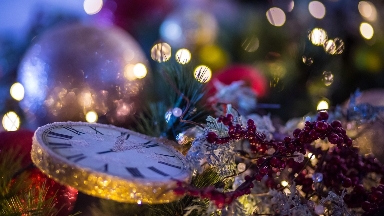 Алматыда басты жаңа жылдық шырша қашан және қай жерде жағылады?