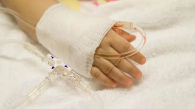 Шымкентте үш жасар бала 16 магнит жұтып қойған