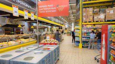 Арман Шаққалиев сауда желілеріне мониторинг жүргізді