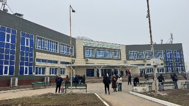 Нөмір үшін ұзын-сонар кезек пен дүрбелең: МХҚКО-ларда не болып жатыр?