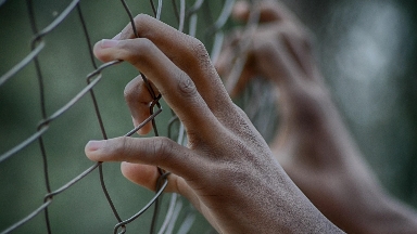 Шымкент түрмесіндегі азаптау ісі бойынша үш қызметкер қамауда